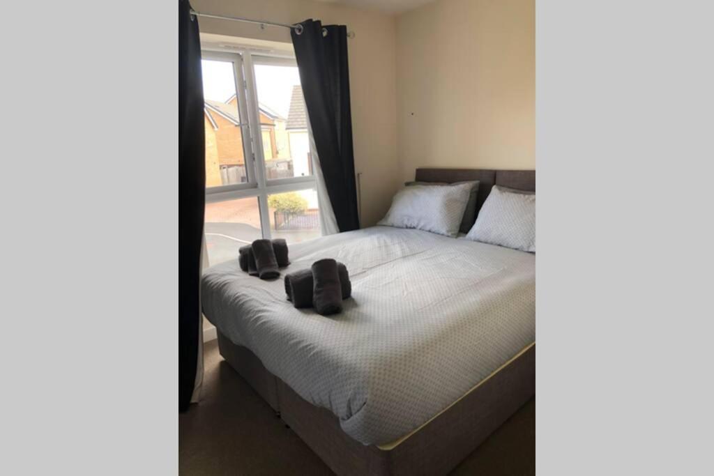 Dudley House **Staycation & Contractors** Sleeps 7 تيبتون المظهر الخارجي الصورة